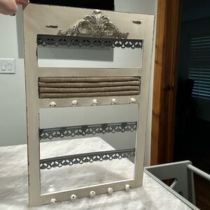 Jewelry holder